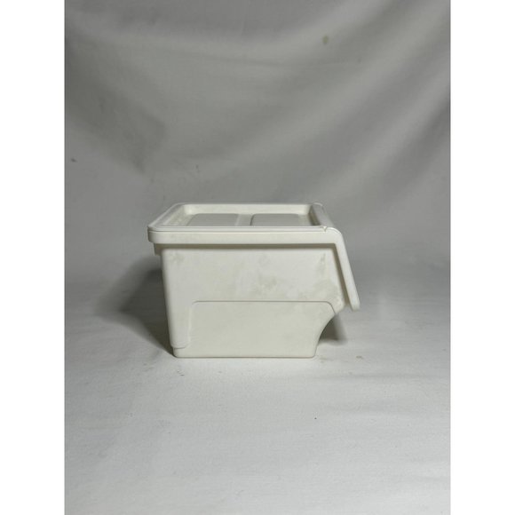 Sanrio Hello Kitty Storage Box with Lid NEW - Picture 5 of 8